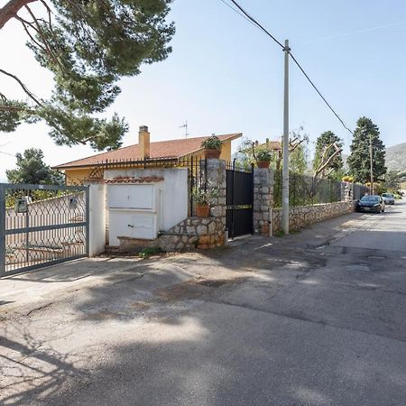 Casa In Villa A Mondello-700M Dal Mare Palermo Ngoại thất bức ảnh